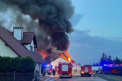Pożar hali Prohurt w Strażowie [FOTO, VIDEO]