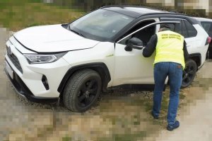 Straż Graniczna rozbiła proceder legalizacji kradzionych aut – sąd zajmie się sprawą