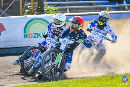 Texom Stal Rzeszów wygrywa z Unią Tarnów w derbach południa. Show Ivacica