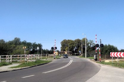 Trudne warunki na kolei. Wstrzymano ruch pociągów na linii Kraków-Rzeszów