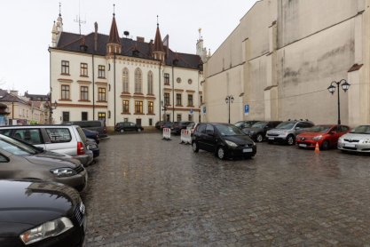 parking przed Ratuszem w Rzeszowie