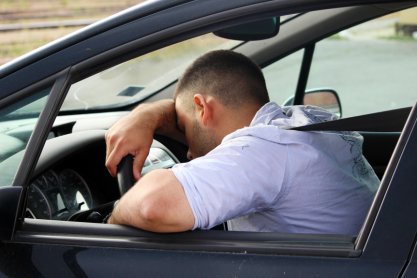 W Dynowie policjant w czasie wolnym od służby zatrzymał pijanego kierowcę