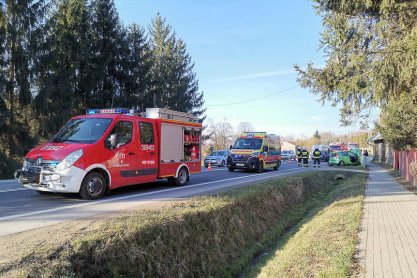 Wypadek w Babicy. Zderzenie trzech pojazdów