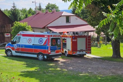 Wypadek w Łękach Dukielskich. Ciągnik przejechał mężczyznę