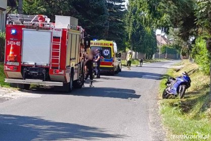 Zakończył jazdę w przydrożnym rowie