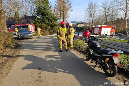 Zderzenie osobówki z motocyklistą w Odrzykoniu