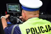 Rzeszów. Policyjny dron kontroluje kierowców na światłach