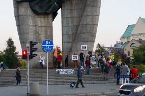 Demonstrowali w Rzeszowie pod hasłem "stan wyjątkowo nieludzki"