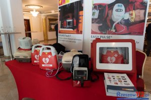 Do Rzeszowa trafi ponad 400 defibrylatorów AED
