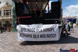 Ulicami Rzeszowa przeszedł pierwszy Podkarpacki Marsz Konopi