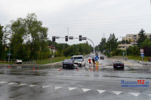Wypadek na skrzyżowaniu al. Wyzwolenia i Poczty Gdańskiej w Rzeszowie